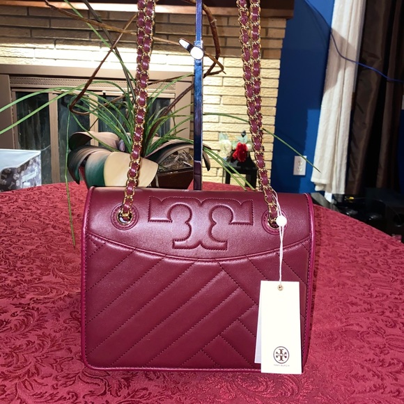 Tory Burch Handbags - TORY🪻BURCH ALEXA Convertible Shoulder Bag👜